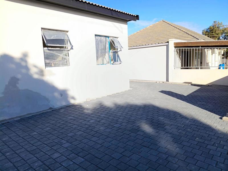 To Let 3 Bedroom Property for Rent in Clamhall Western Cape